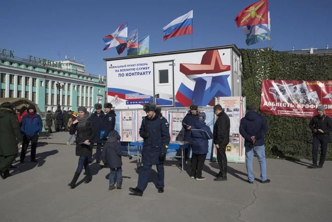 Белоусов рассказал, как идет набор контрактников для ВС РФ