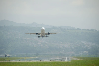 Из-за ограничений в Сочи три рейса ушли на запасной аэродром