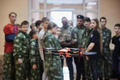 Школьникам Кузбасса объяснили опасность дронов