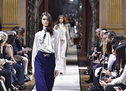 Еще нежнее: показ Lanvin FW 2017/18