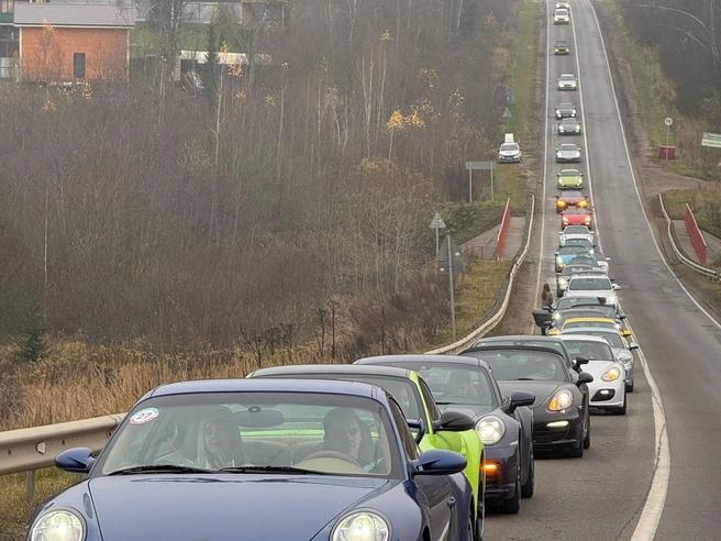 Владельцы Porsche со всей России собрались на завершение летнего сезона клуба | Источник: Porsche_Ride / Telegram