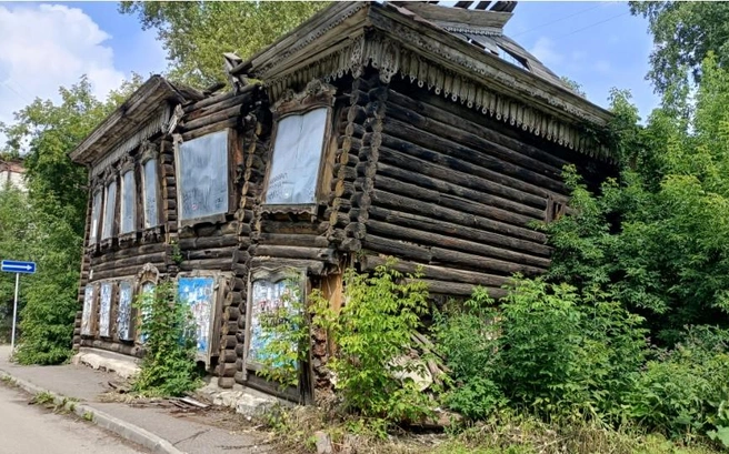 Дом на улице Советская, 8, находится в удручающем состоянии | Источник: сайт торгов