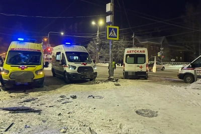 В Архангельске в ДТП пострадала бригада скорой