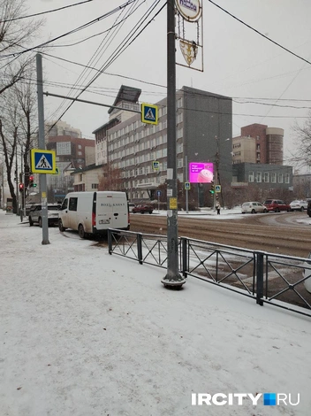 На места находятся сотрудники «Водоканала» | Источник: Зоя Кузнецова / IRCITY.RU