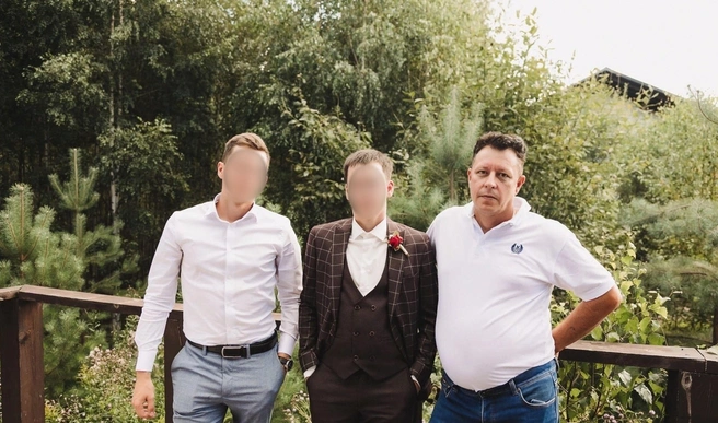 По словам знакомых семьи, 55-летний примерный семьянин Александр стал жертвой оговора экс-возлюбленной и падчерицы | Источник: соцсети Александра Шалина