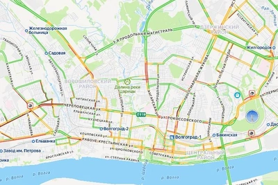 Утренний снегопад парализовал Волгоград 10-балльными пробками