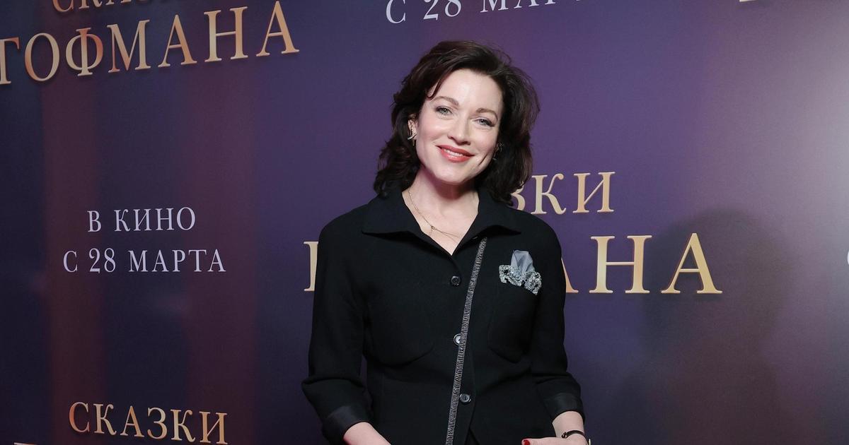 Хмельницкая похвалилась кольцом, Лютаева вышла с сыном-красавцем: премьера фильма «Сказки Гофмана»