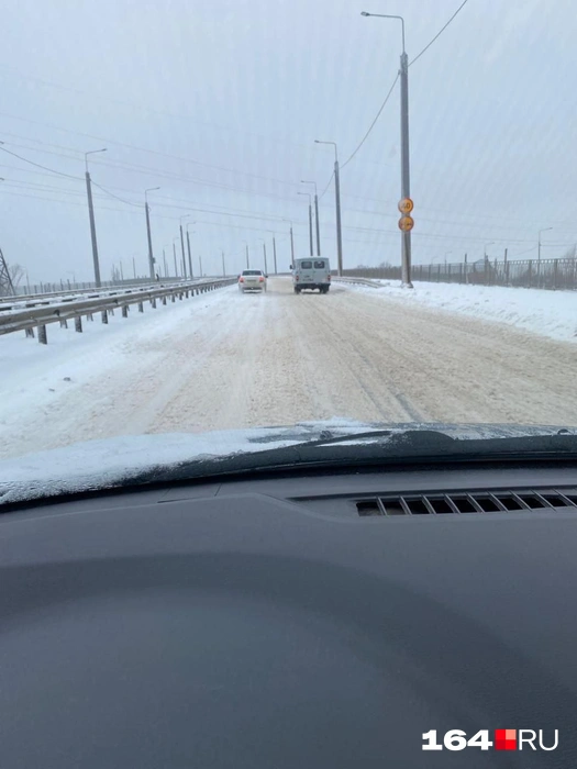 Житель Ленинского района Саратова утверждает, что передвигаться по городу стало опасно | Источник: Михаил / Telegram