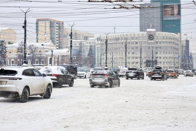 Челябинск парализован снегом: жители жалуются на уборку