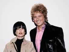 Кадышева и тут неразлучна с сыном, Шаляпин стал Иваном-дураком, а Дмитриенко показал тело в мюзикле Первого канала