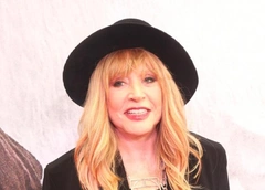 Минюст не намерен признавать Аллу Пугачеву иностранным агентом: отсутствуют основания