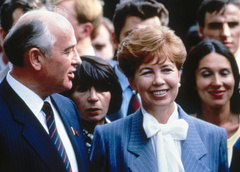 Она могла заменить «Раису в короне»: первая невеста Горбачева — что о ней известно