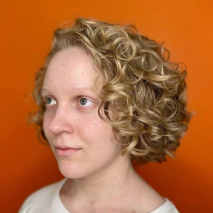 Как сделать укладку на короткие волосы самой: утюжком, феном, 50+ фото-вариантов