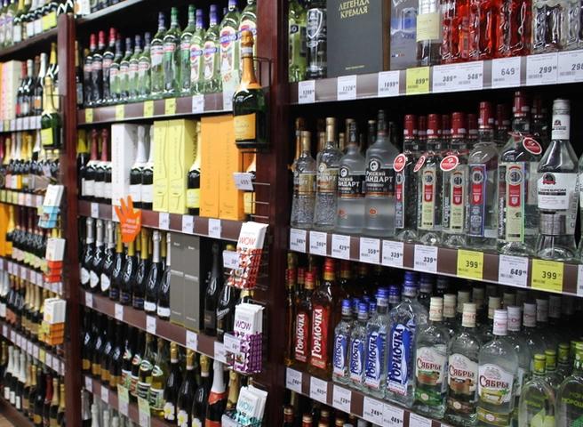 Жительницу Новомичуринска оштрафовали за продажу алкоголя подросткам | ya62.ru
