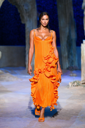 Затерянная Атлантида: коллекция Versace SS21