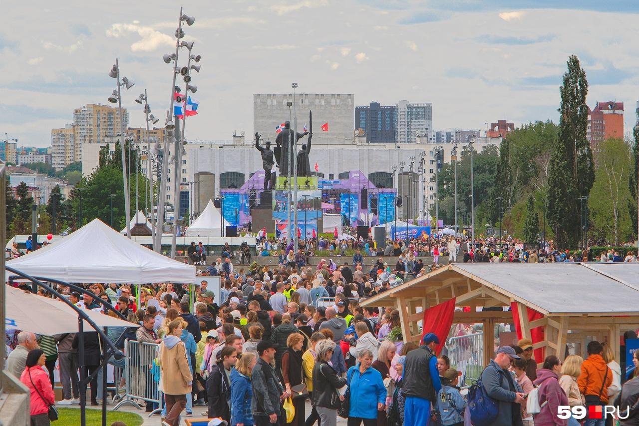 Бузова, Gazan, салют и шоу на набережной: публикуем полную программу празднования 12 июня в Перми