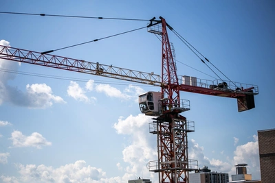 Девятиэтажку для ученых построят в Иркутске на месте заброшки