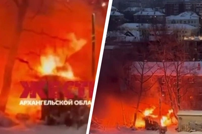В Архангельске горит сарай в центре города