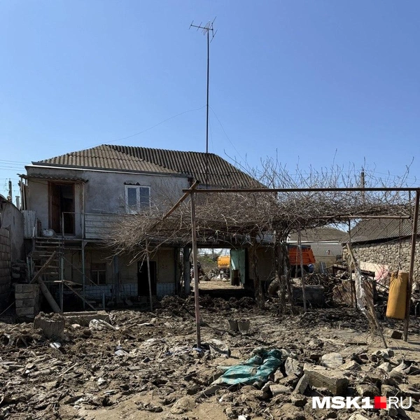 Один из разрушенных домов | Источник: Иветта Авраамова / MSK1.RU