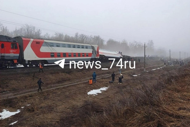 Выбивали окна и выходили на снег: что рассказали очевидцы крушения поезда под Ульяновском | Источник: 74.RU| Новости Челябинска