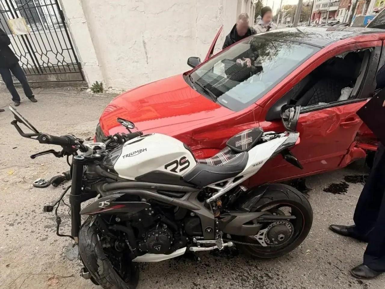 В Рязани в ДТП с мотоциклом погиб житель Новомичуринска