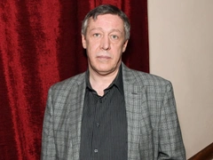 Михаил Ефремов может прийти на похороны Евгении Добровольской