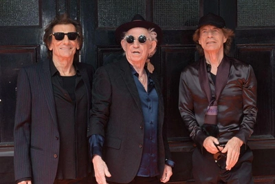 Fans Fear Keith Richards' Health After Tour Cancellation