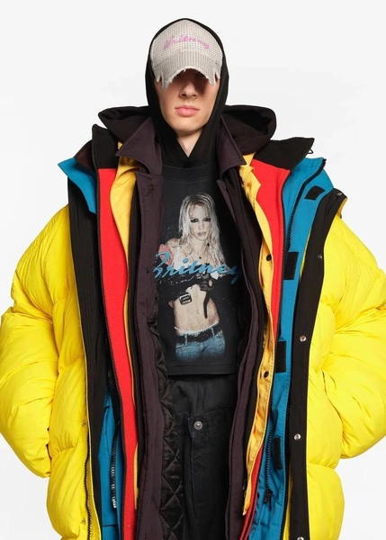 Источник: Balenciaga 