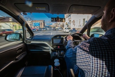 Минпромторг обновил реестр машин для такси