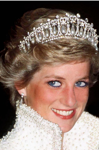 Принцесса Диана в тиаре «Узелки любви», 1989 год