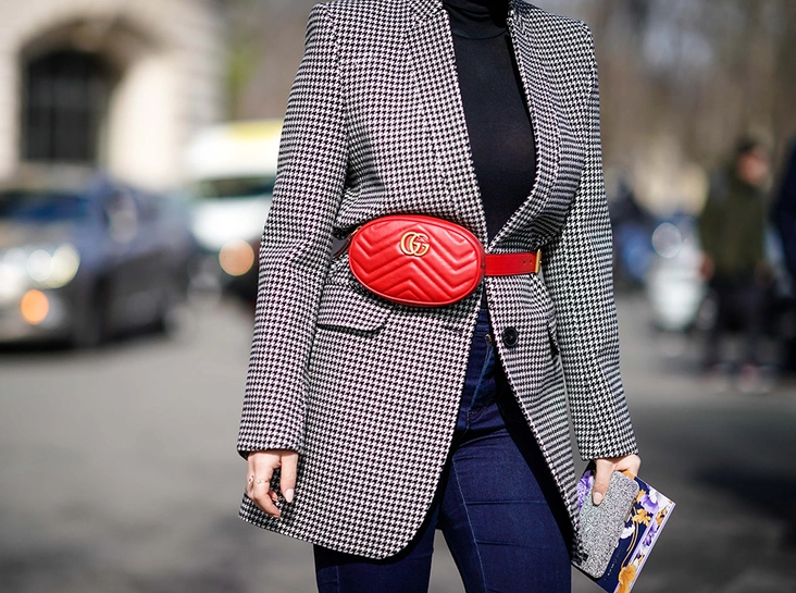 Поясная сумка Gucci GG Marmont стала одной из самых популярных