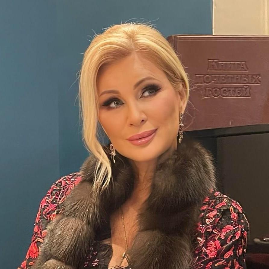 Вика Цыганова перестала общаться с сыном Михаила Круга: «Дорожки разошлись. Крестная уже не нужна»