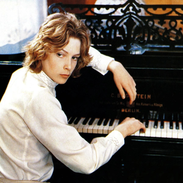 Бьерн Андерсен в роли мальчика Тадзио в фильме Лукино Висконти «Смерть в Венеции» (1971) | Источник: Legion Media