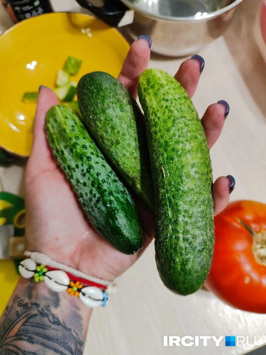 Огурчики тоже все разные и очень вкусные | Источник: Алина Ринчино / «ИрСити»