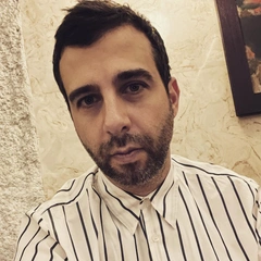 Андрей Ургант впервые признался, что его сын — незаконнорожденный