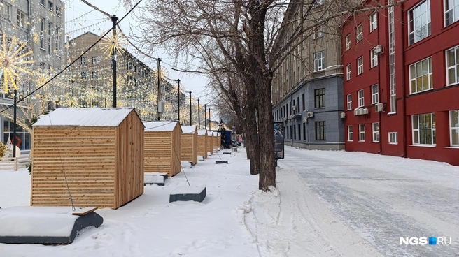 В мэрии считают, что горожанам и гостям города не хватает на Ленина места для прогулок  | Источник: Стас Соколов / NGS.RU