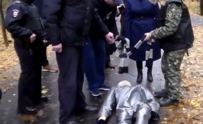 Спустя годы Миргород показывал следователям, как убивал одиноких девушек | Источник: Столичный СК / T.me