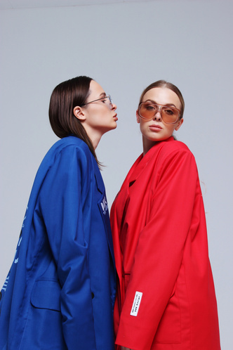 «Хотелось бы поработать с Водяновой, Gucci, Милохиным»: как дизайнеры DNK прошли путь от хобби к успешному бренду