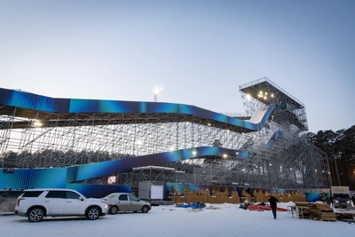 Гигантская горка в Екатеринбурге закроется через несколько дней