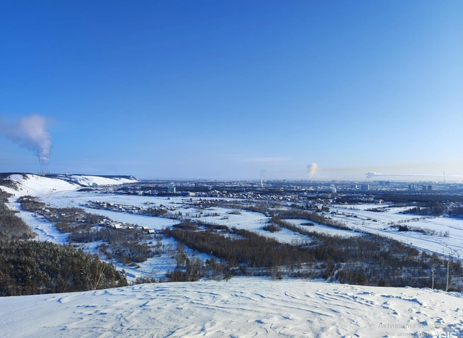 Вид с Чочур Мурана | Источник: 2gis.ru / yakutsk / gallery Автор: Анатолий Кюндяйцев