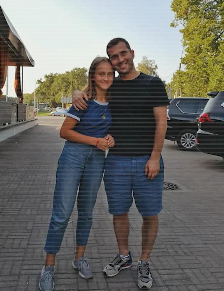 «Было все — и проституция, и наркотики»: 19-летняя дочь Кержакова снова загремела в рехаб