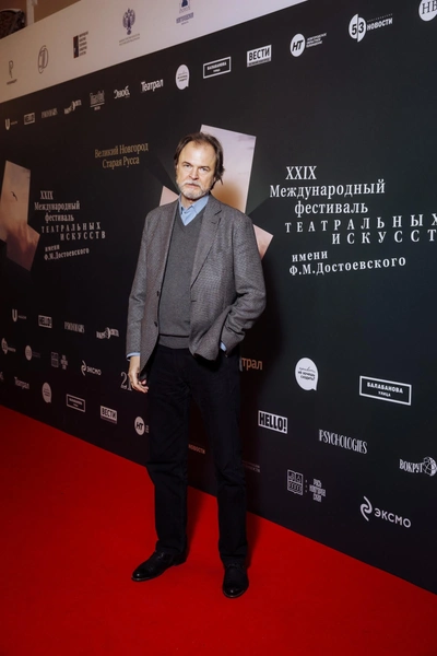 Антон Яковлев