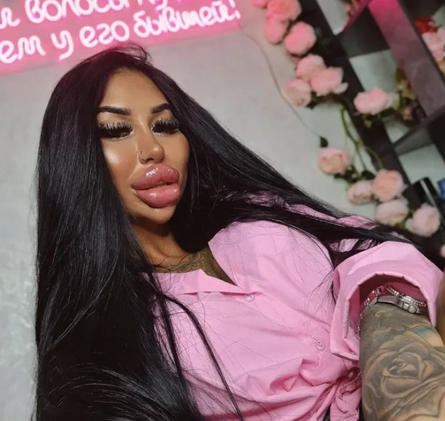 Карина Иванова | www.starhit.ru