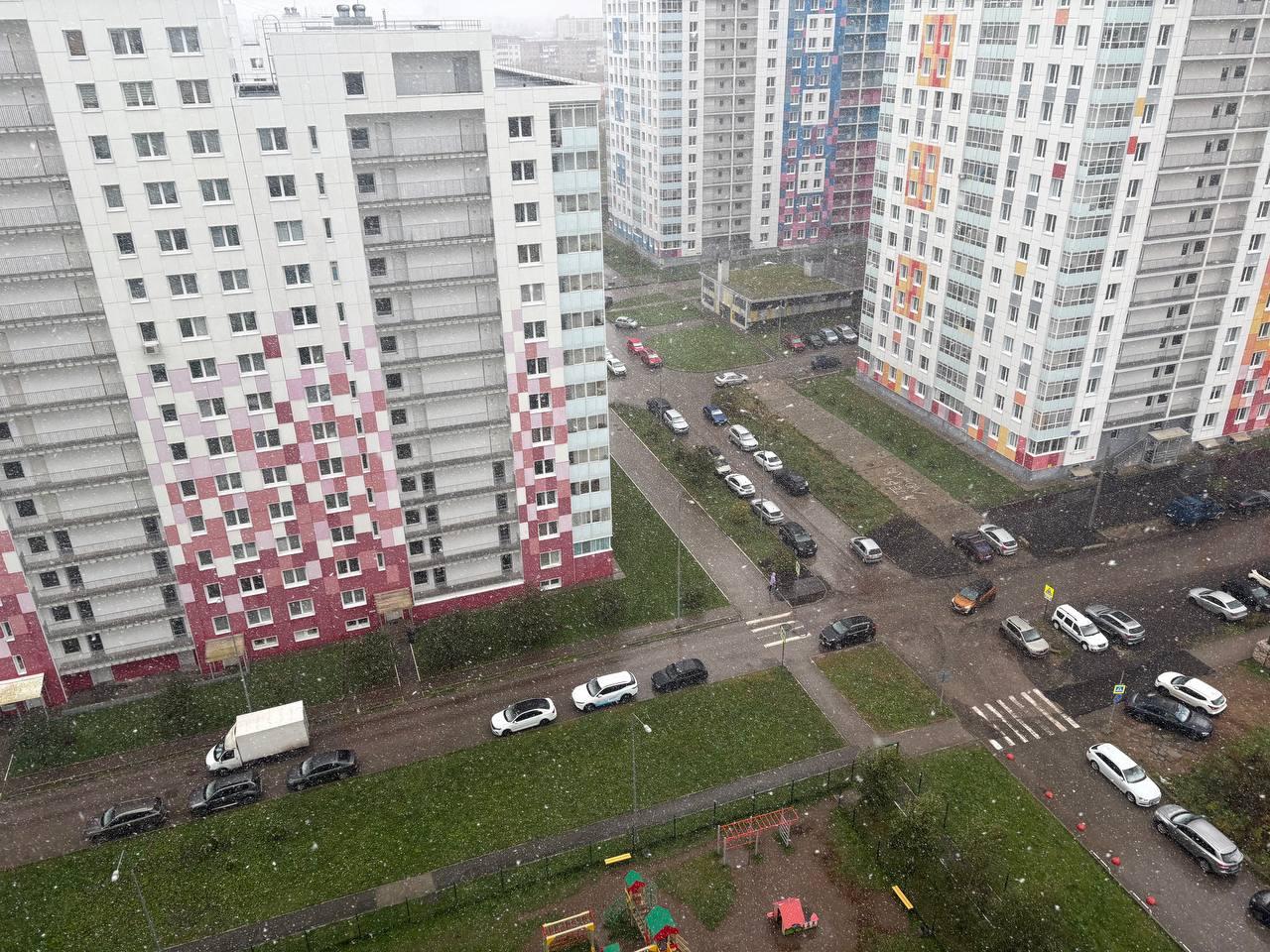 В Перми выпал первый снег. По приметам, через 40 дней наступит зима — Андрей Шихов дал свой коммент…
