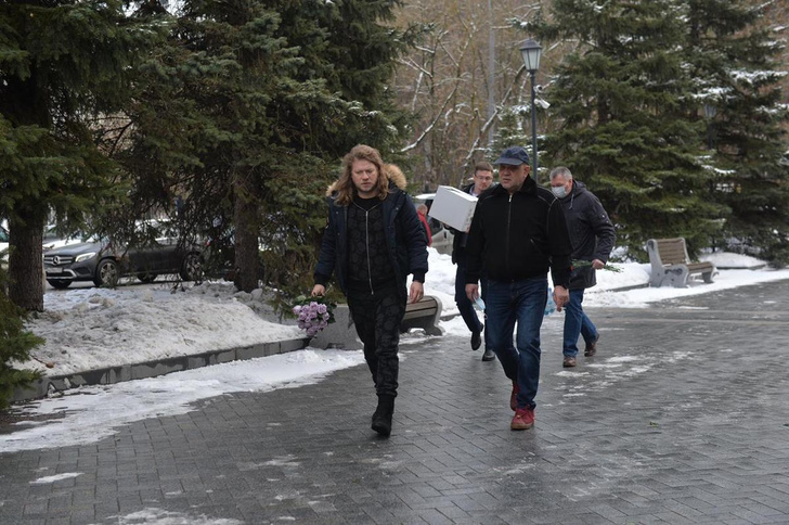 В Москве прошло закрытое прощание со стилистом Пугачевой, погибшим при странных обстоятельствах