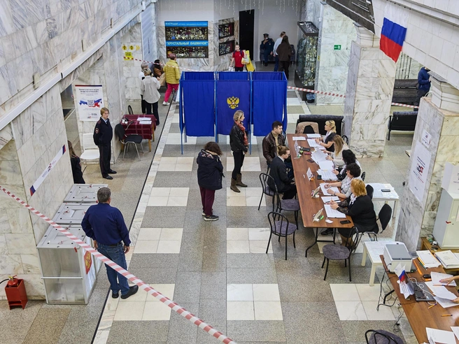 Под помещения для голосования отдали не только школы, но и спортивные центры, дома культуры | Источник: Александр Ощепков / NGS.RU