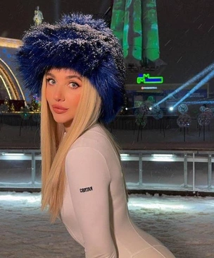 Миа Бойка показала, как она выглядела до популярности