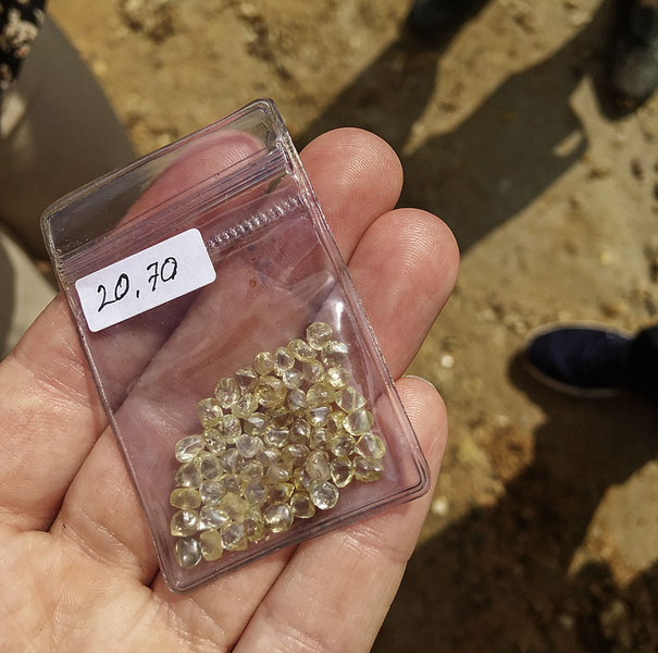 Остров сокровищ: как старатели добывают алмазы на Калимантане