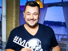 Сергей Жуков собрал друзей в своем новом ресторане
