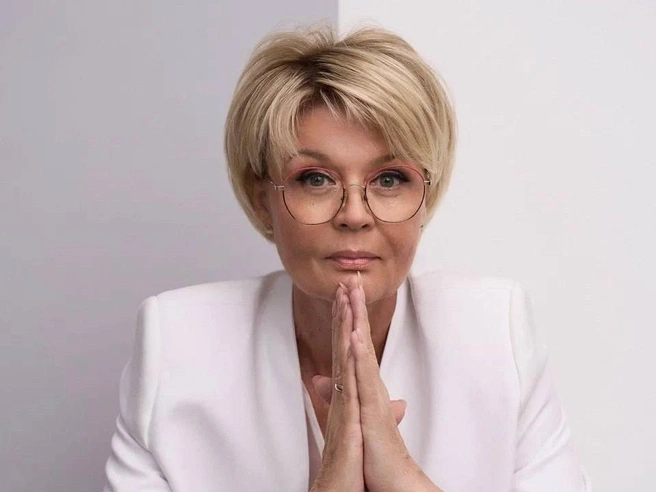 Когда-то Юлия Меньшова задавала неудобные вопросы, и в итоге ей пришлось оправдываться | Источник: ЮЛИЯ МЕНЬШОВА / T.me